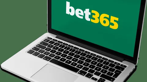 穆里尼奥受邀加盟6亿豪门，联手顶尖前锋，誓要逆袭曼联复仇之战